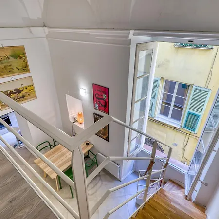 Apartment Two Levels In Historical Building - Happy