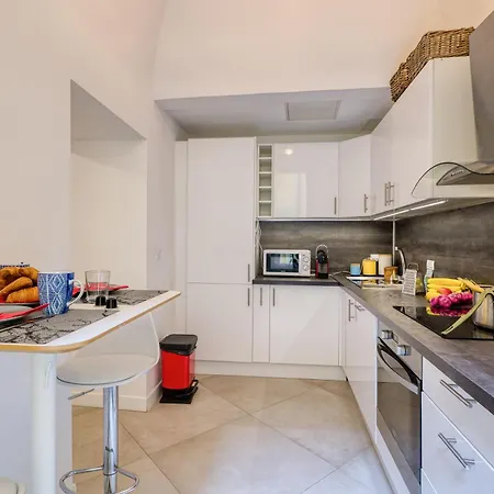 Two Levels In Historical Building - Happy * Menton