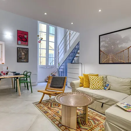 Two Levels In Historical Building - Happy Apartment *