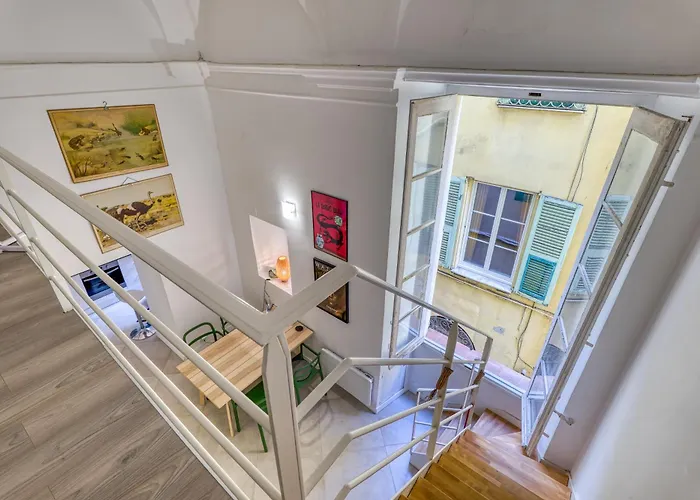 Apartament Two Levels In Historical Building - Happy